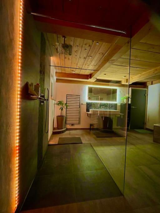 Mit Luxusbad, Terrasse Ostseenaehe Appartement *